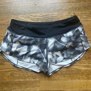 Lululemon black and white speed shorts, 2 inch inseam size 8